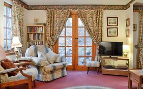 Toll Bridge Lodge